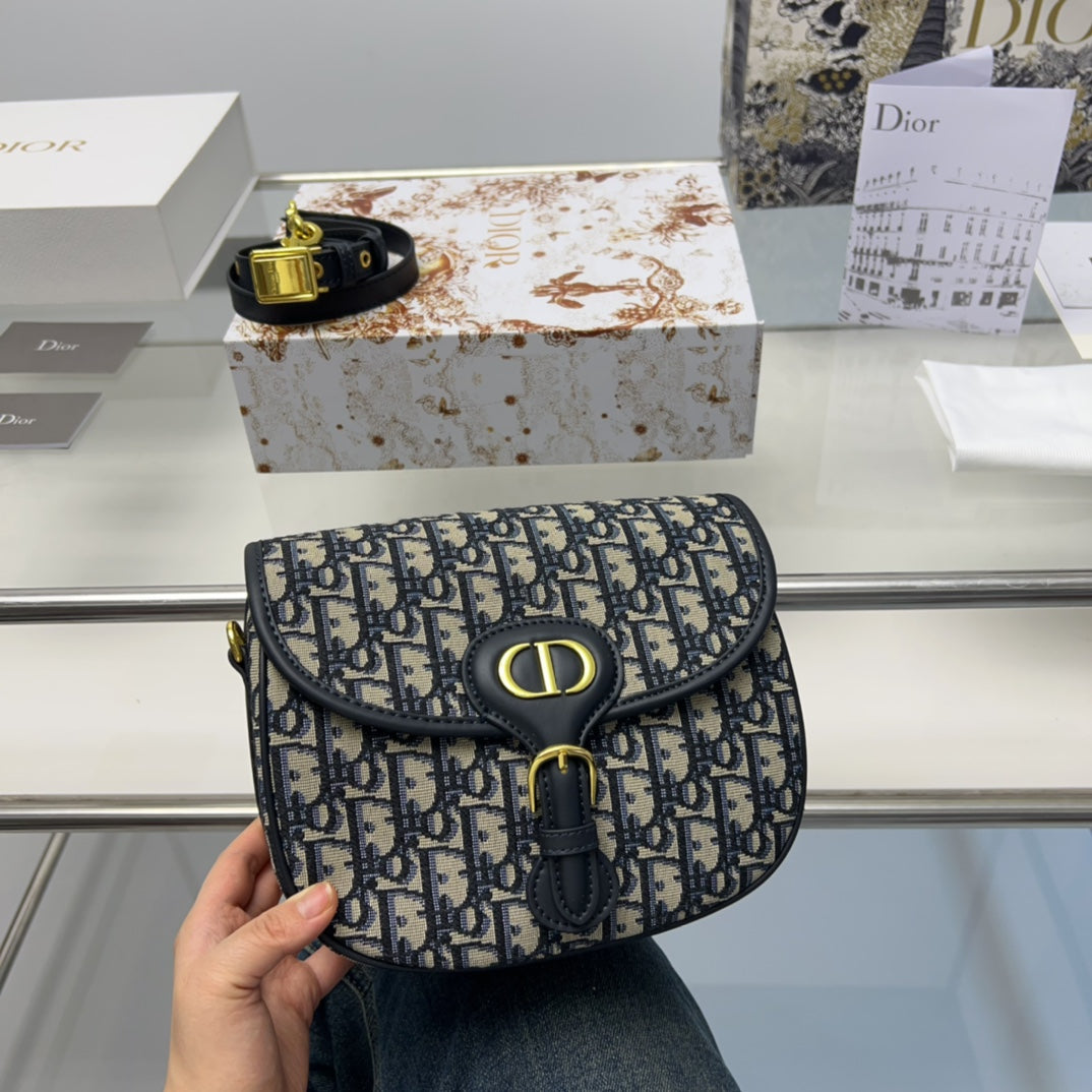 DIOR-535