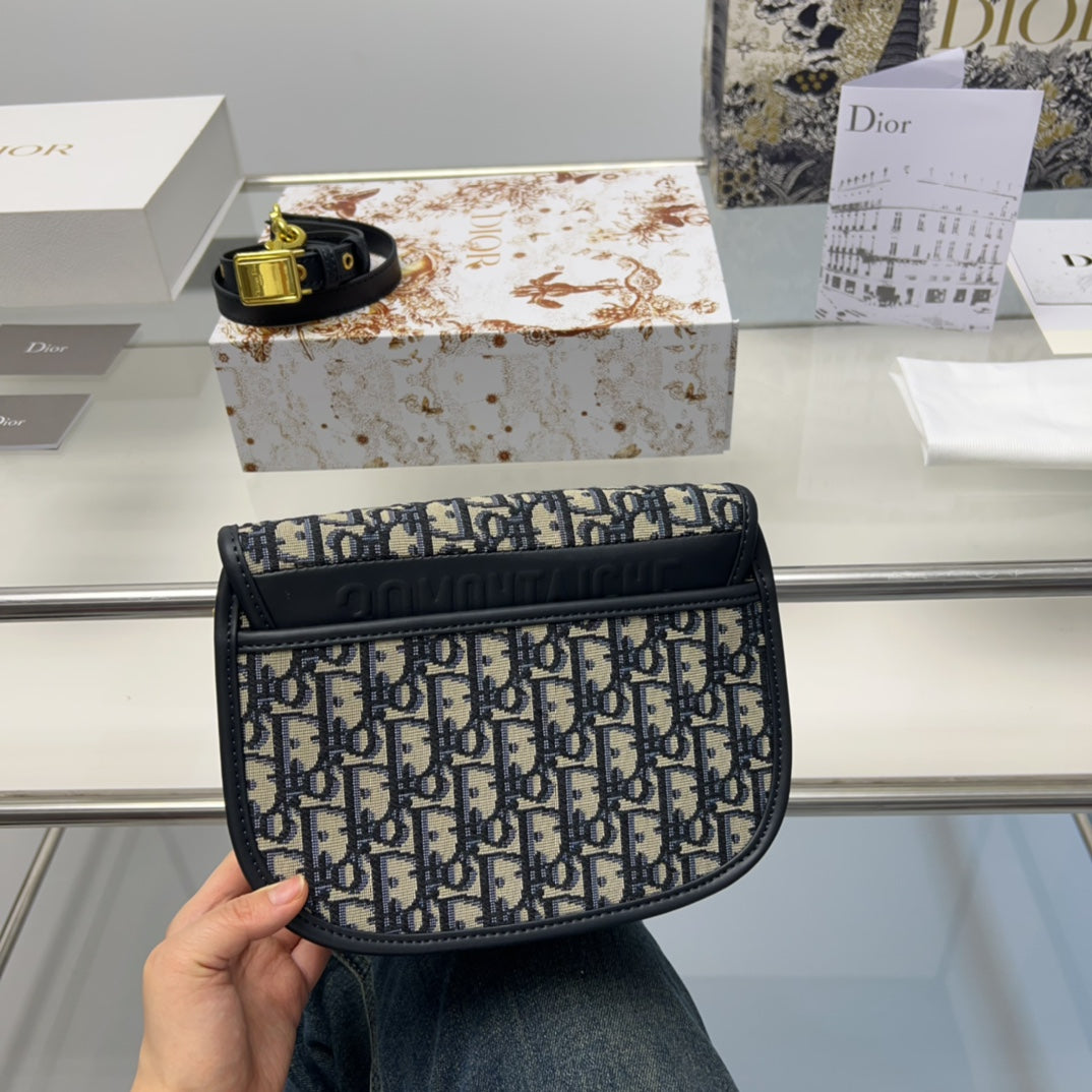 DIOR-535