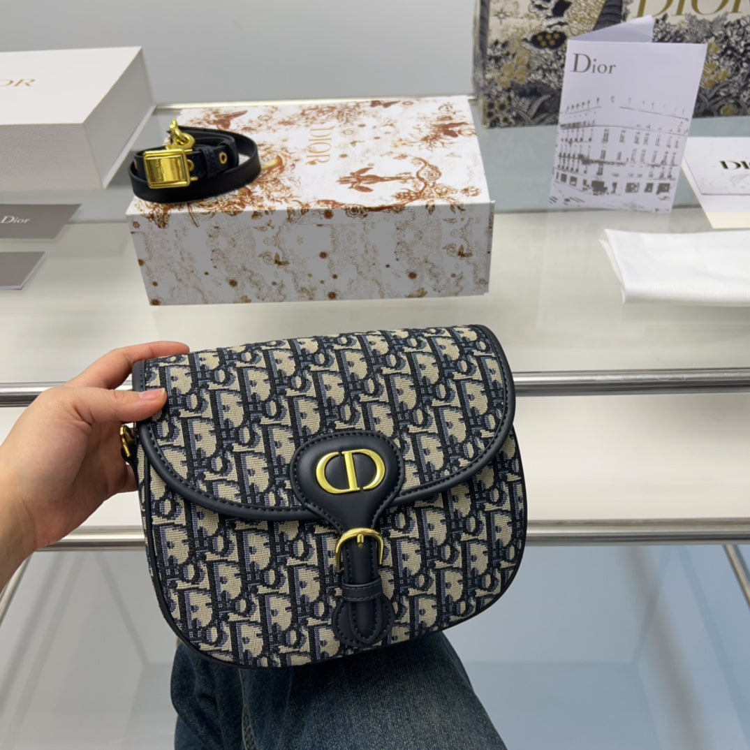 DIOR-535