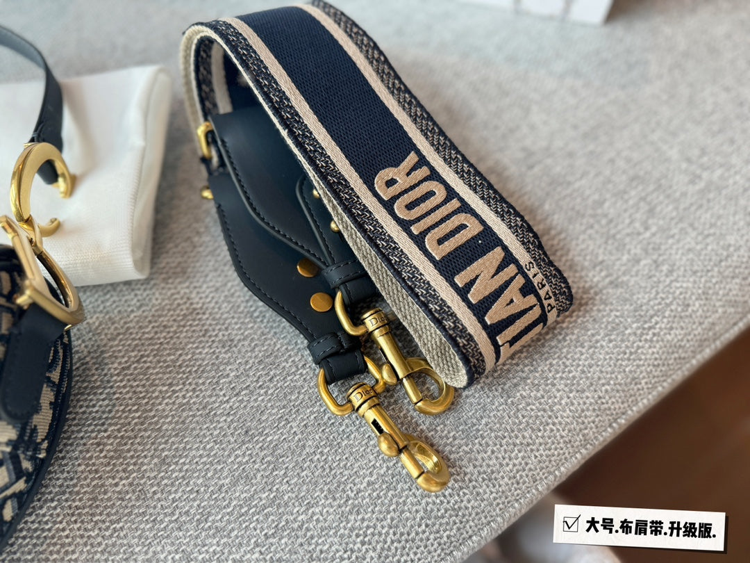 DIOR-607