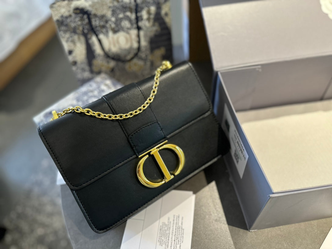 DIOR-476