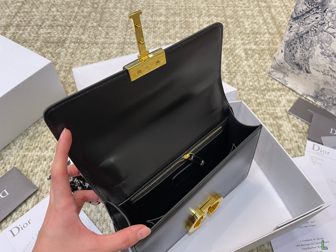 DIOR-598