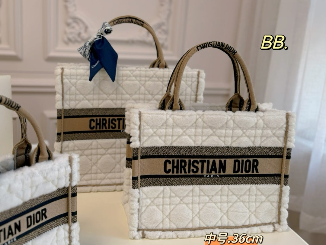 DIOR-664