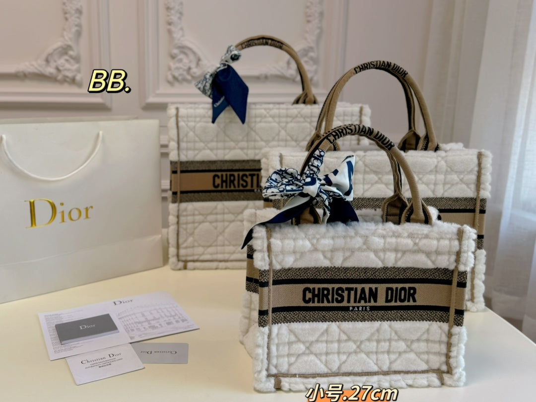 DIOR-664