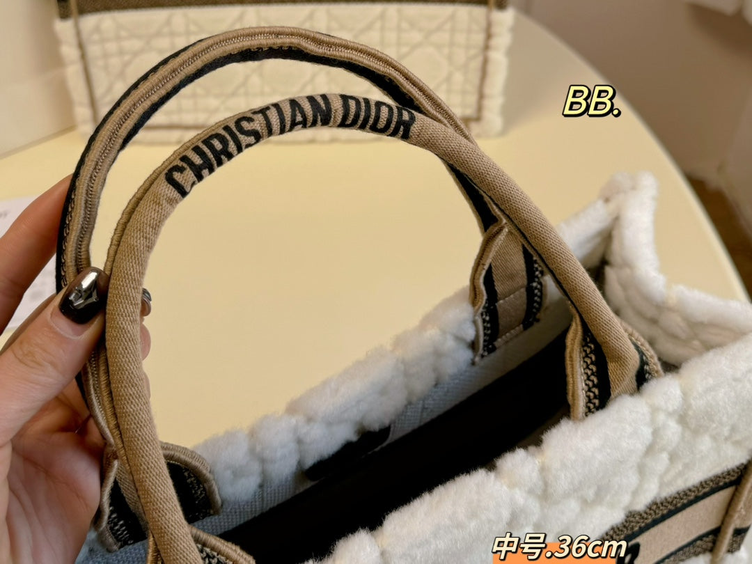 DIOR-664