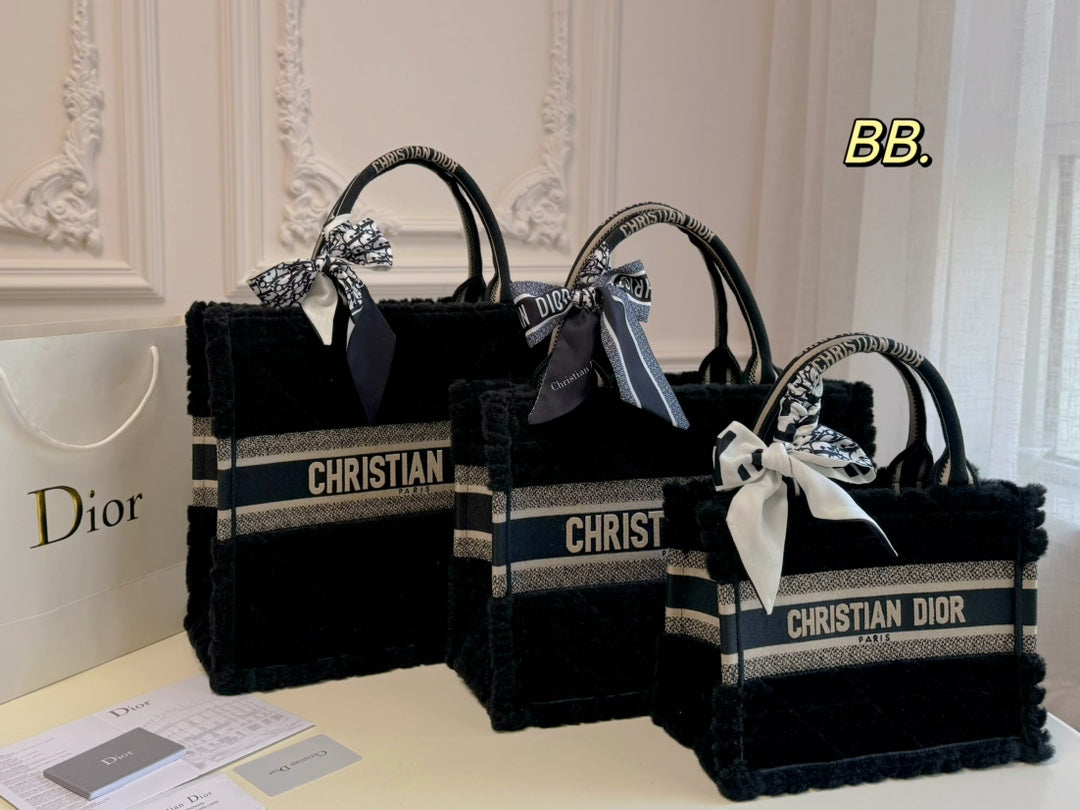 DIOR-670