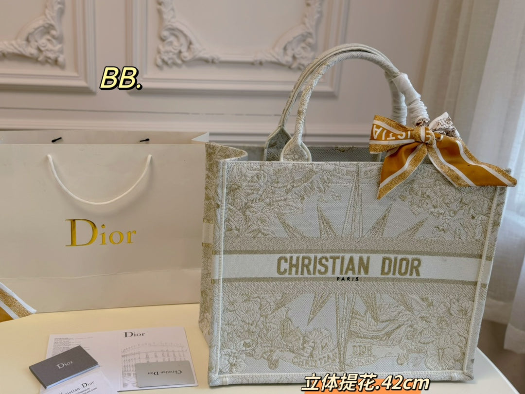 DIOR-666