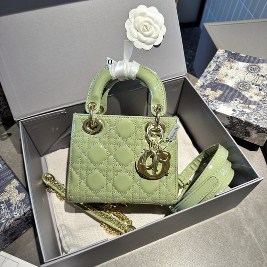DIOR-547