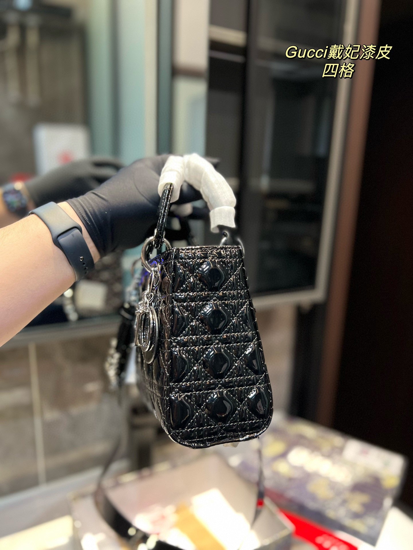DIOR-492