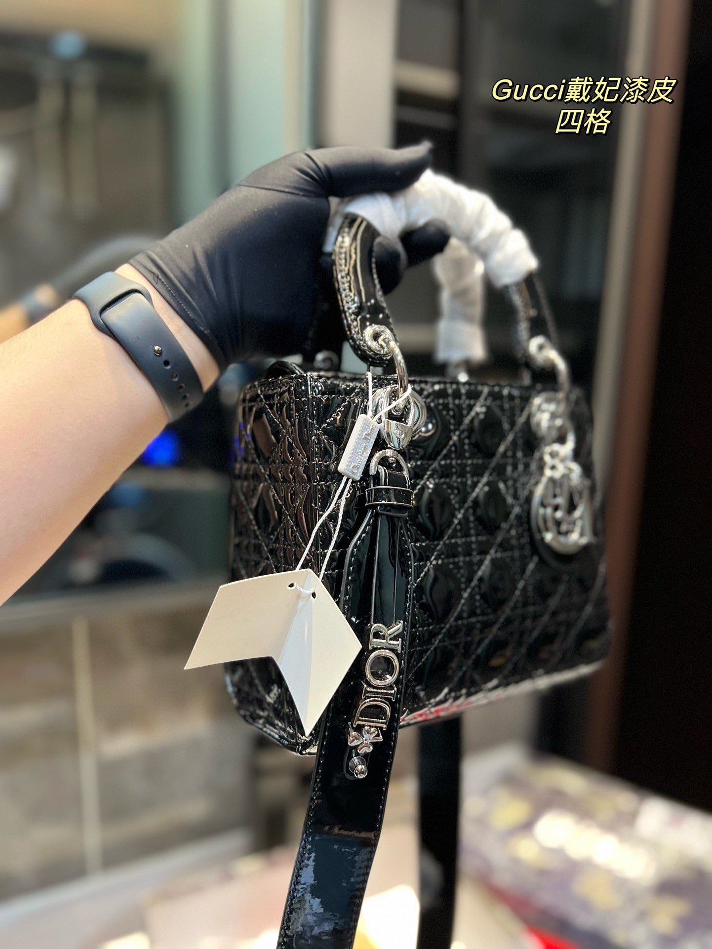 DIOR-492