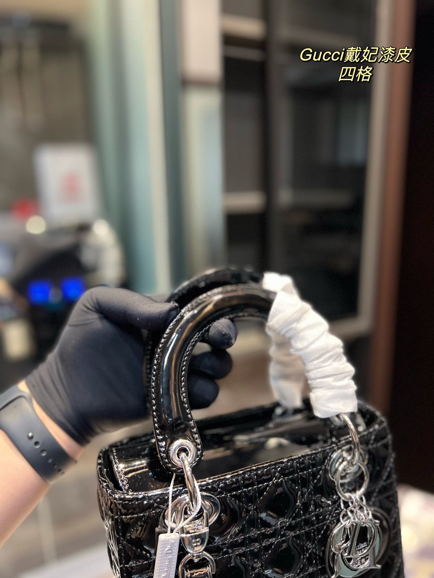 DIOR-492