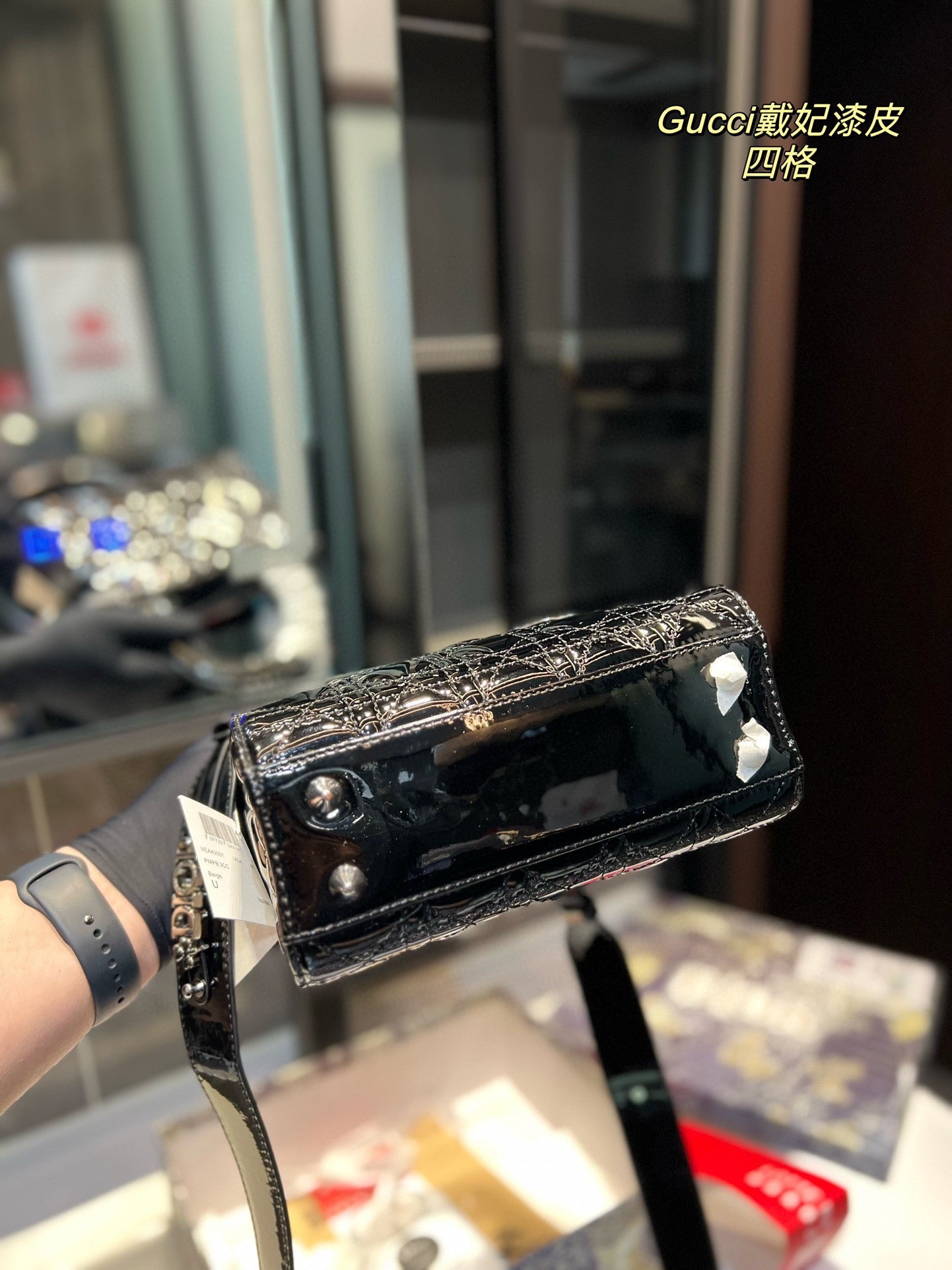 DIOR-492
