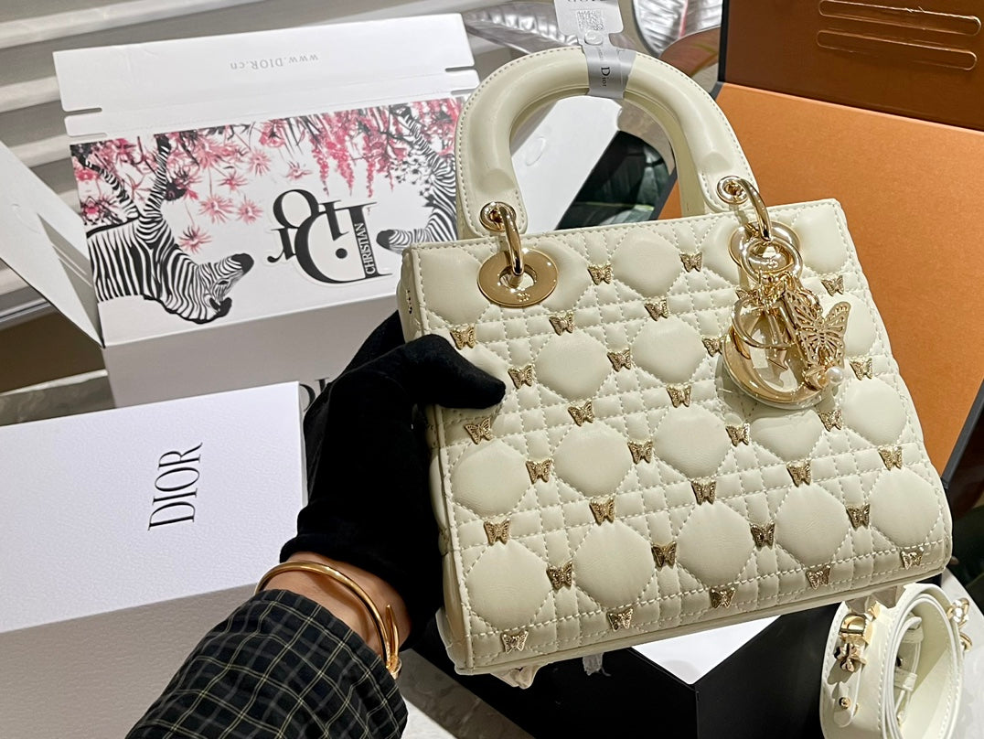 DIOR-681