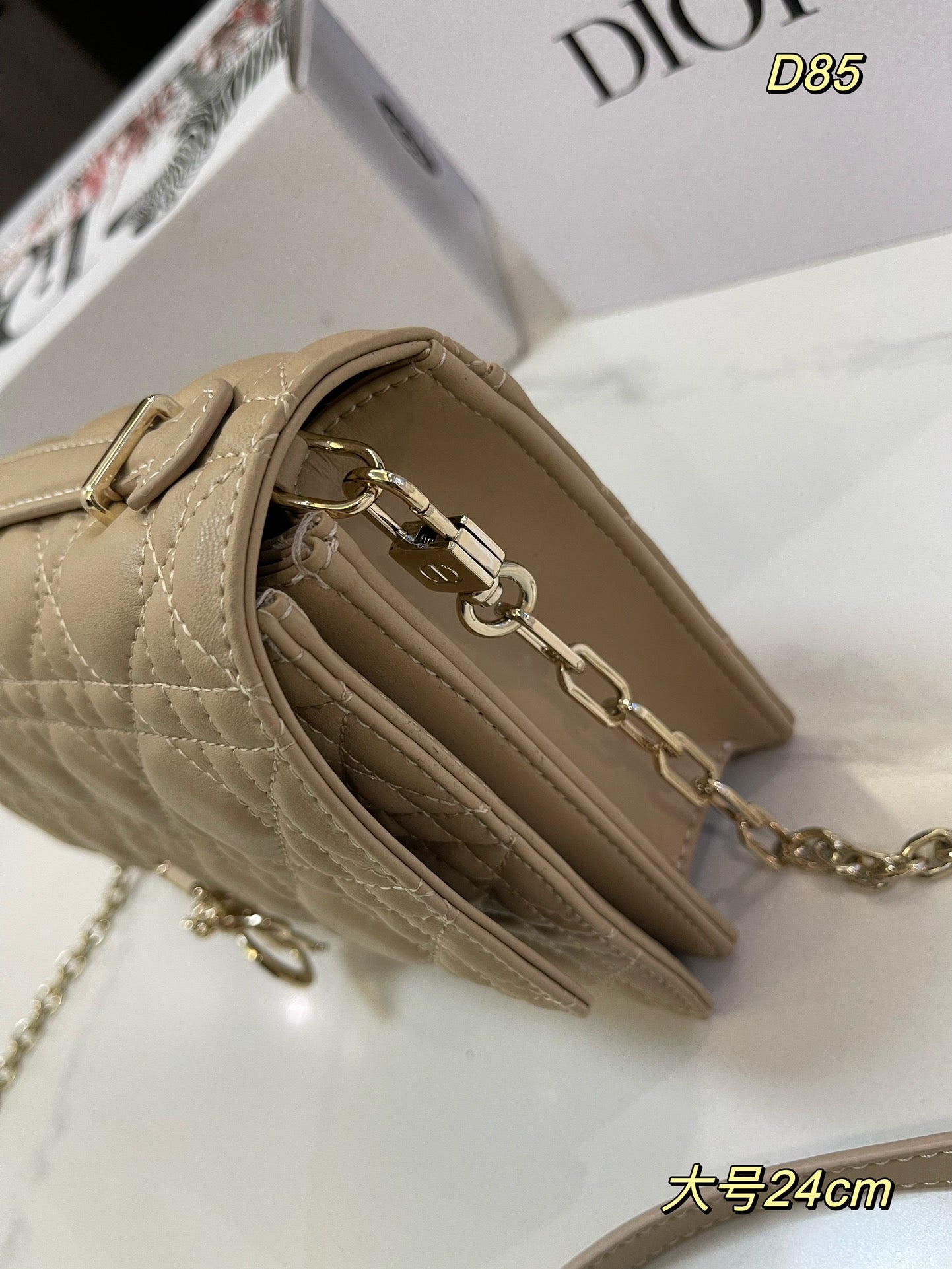 DIOR-595