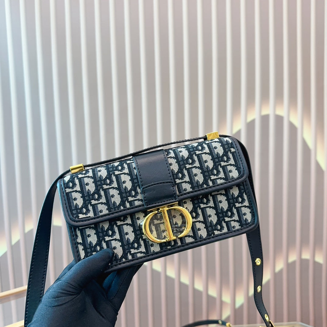 DIOR-472