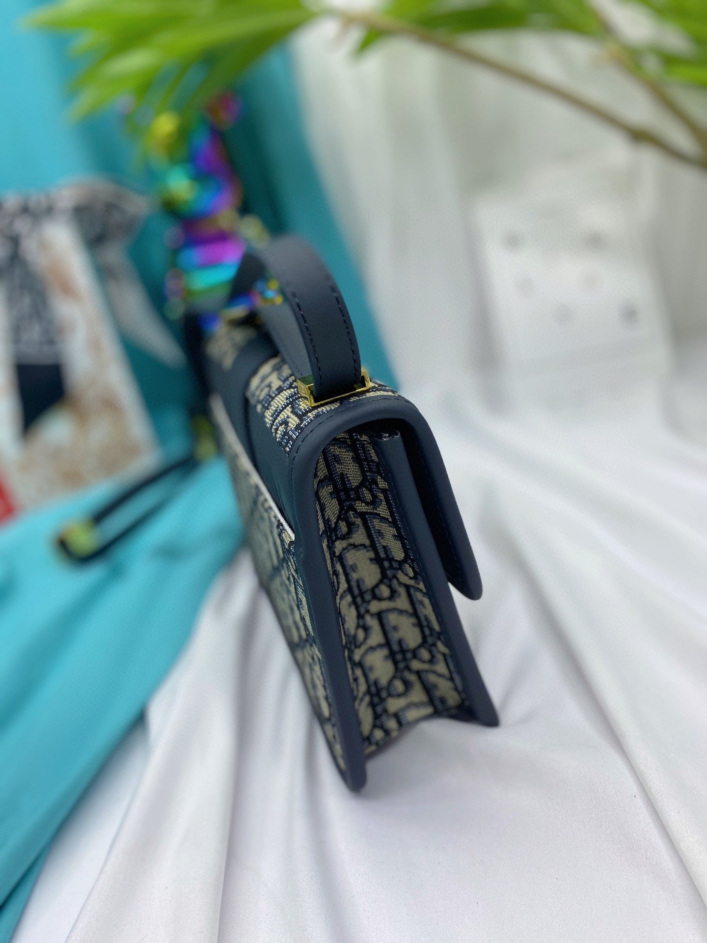 DIOR-520
