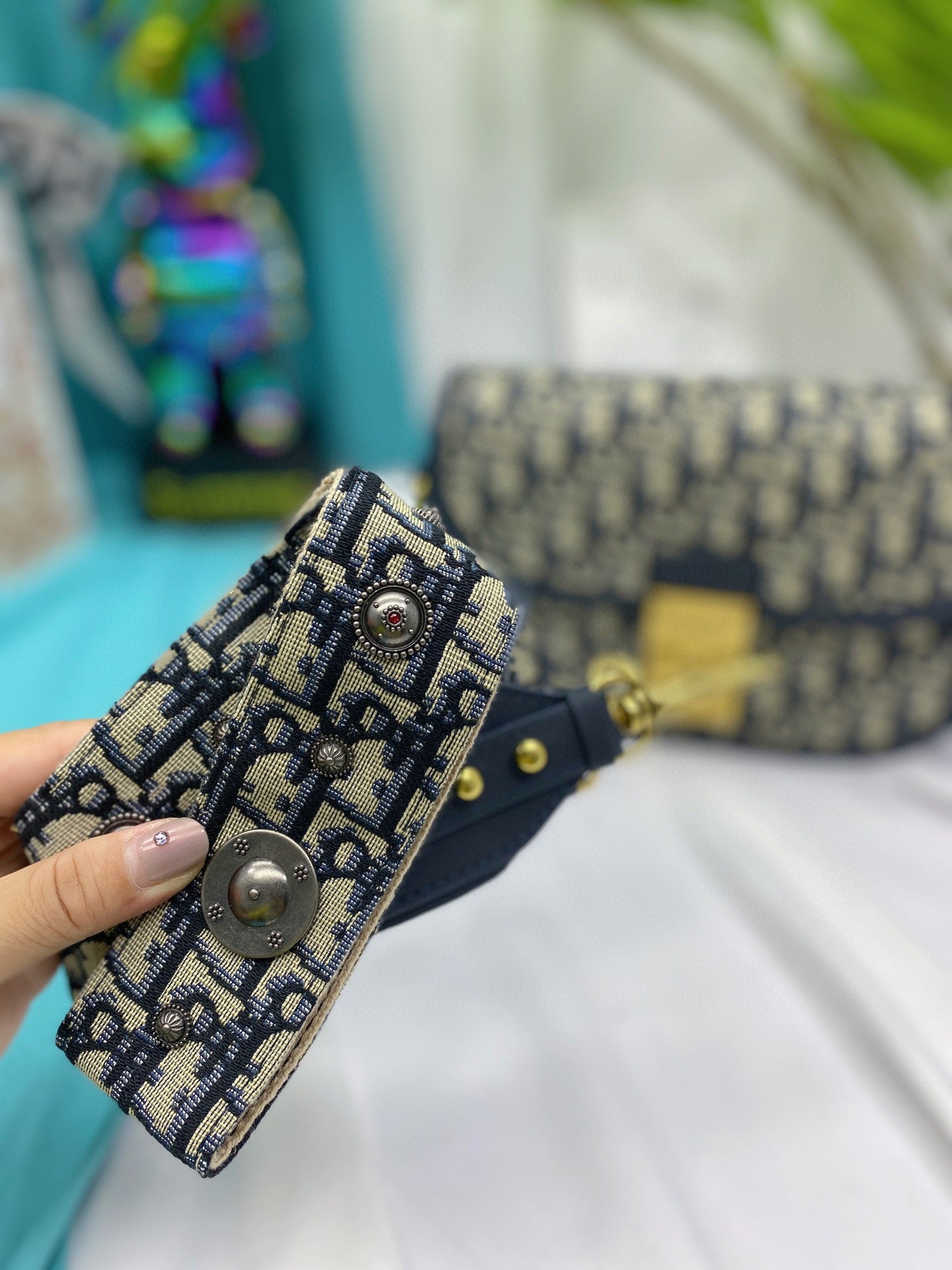 DIOR-531