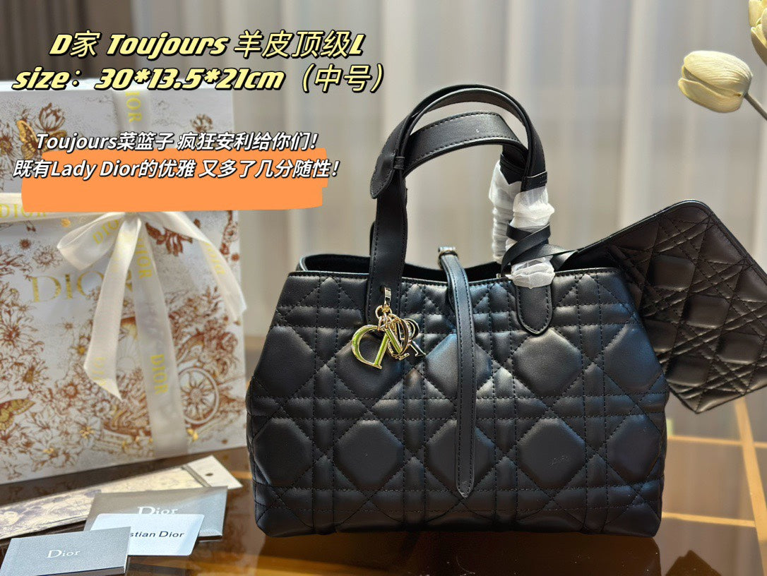 DIOR-638