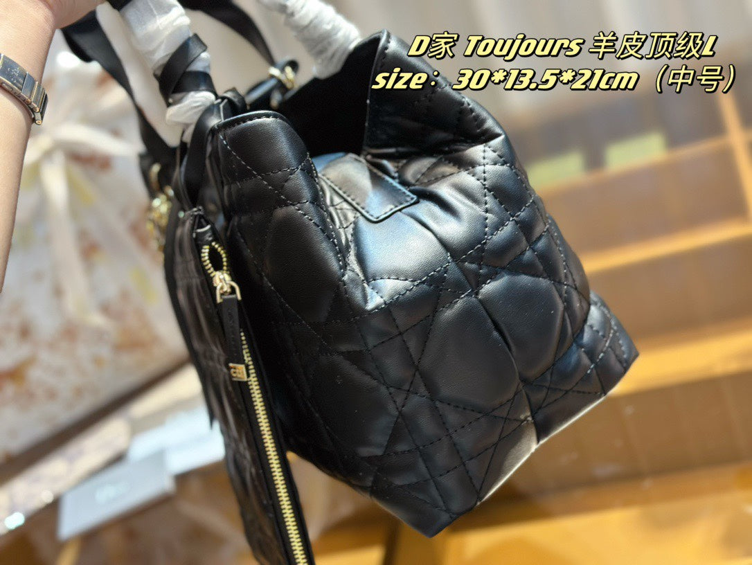 DIOR-638