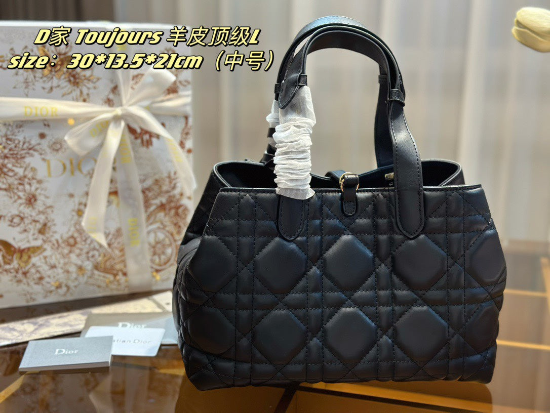 DIOR-638