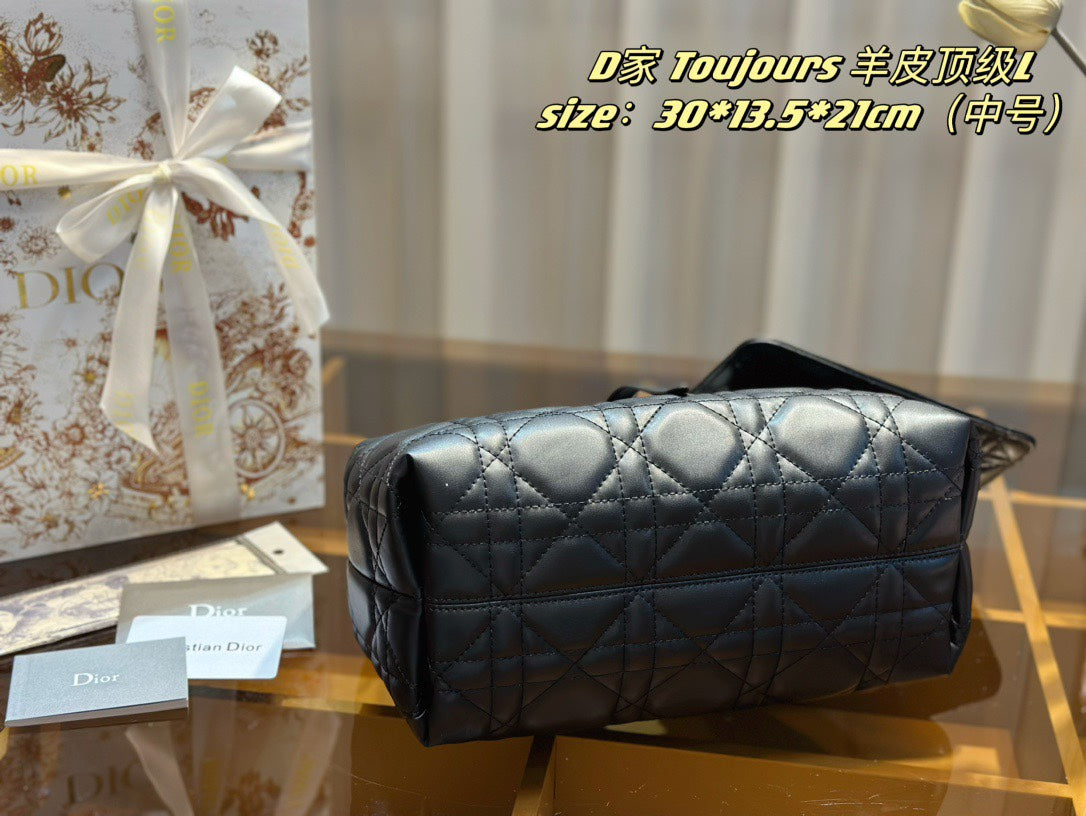 DIOR-638