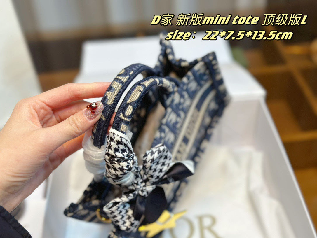 DIOR-624