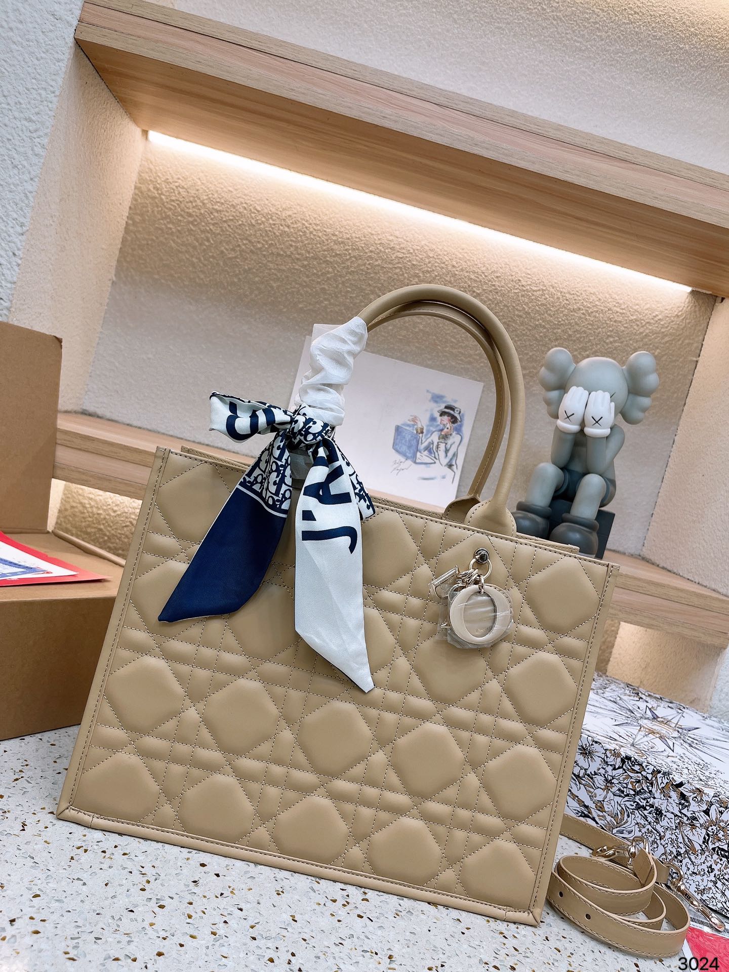DIOR-625