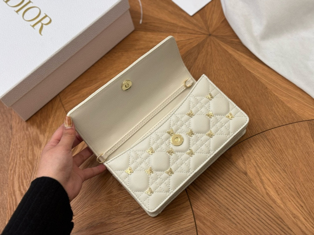 DIOR-683