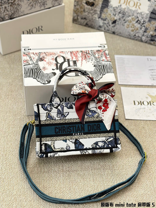 DIOR-584