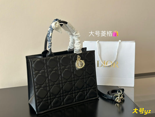 DIOR-612