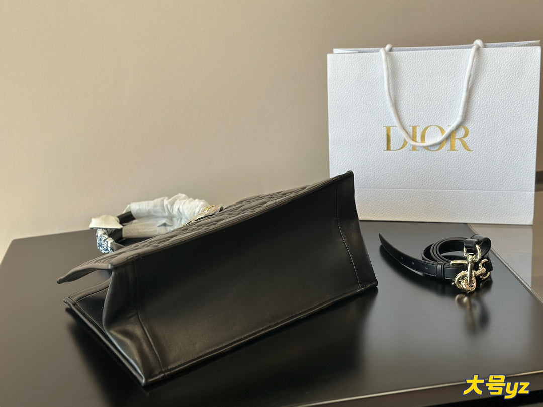 DIOR-612