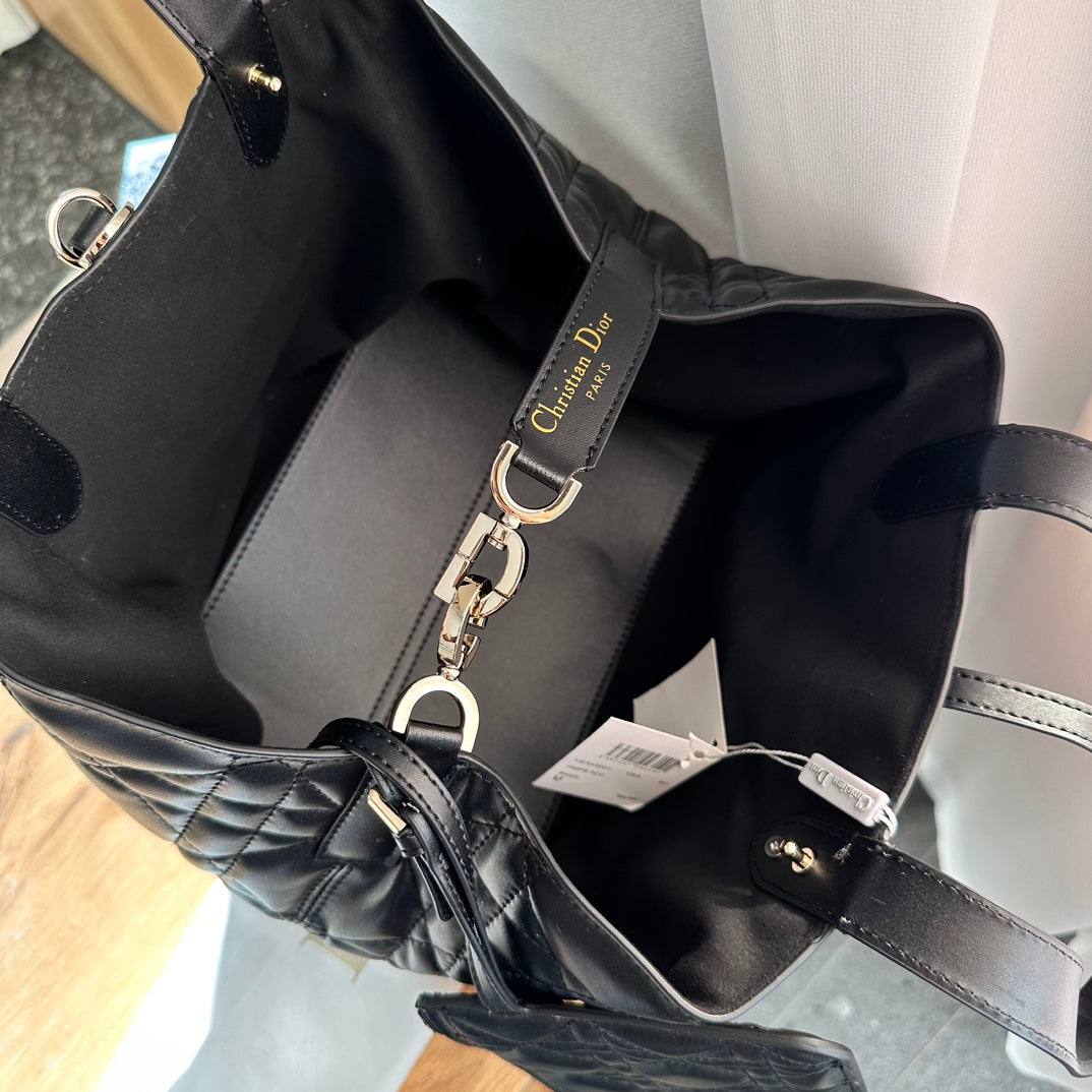 DIOR-559