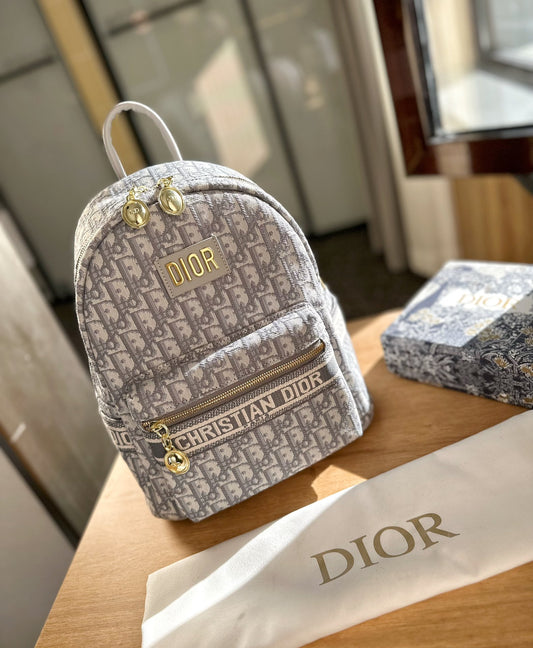 DIOR-479