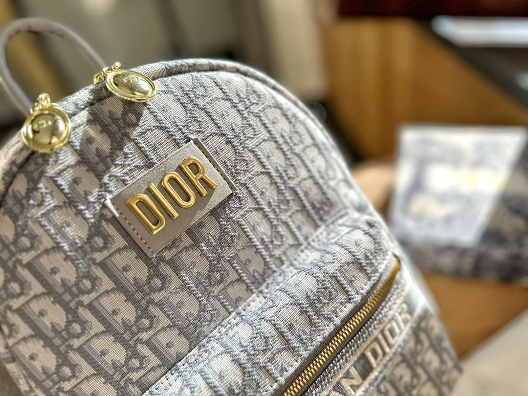 DIOR-479
