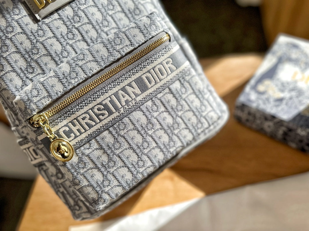 DIOR-479