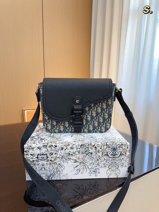 DIOR-555
