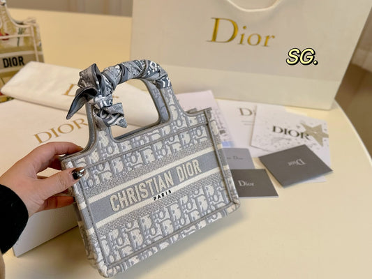DIOR-475