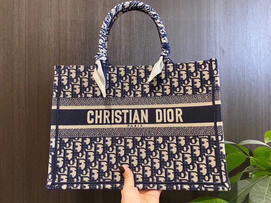 DIOR-619