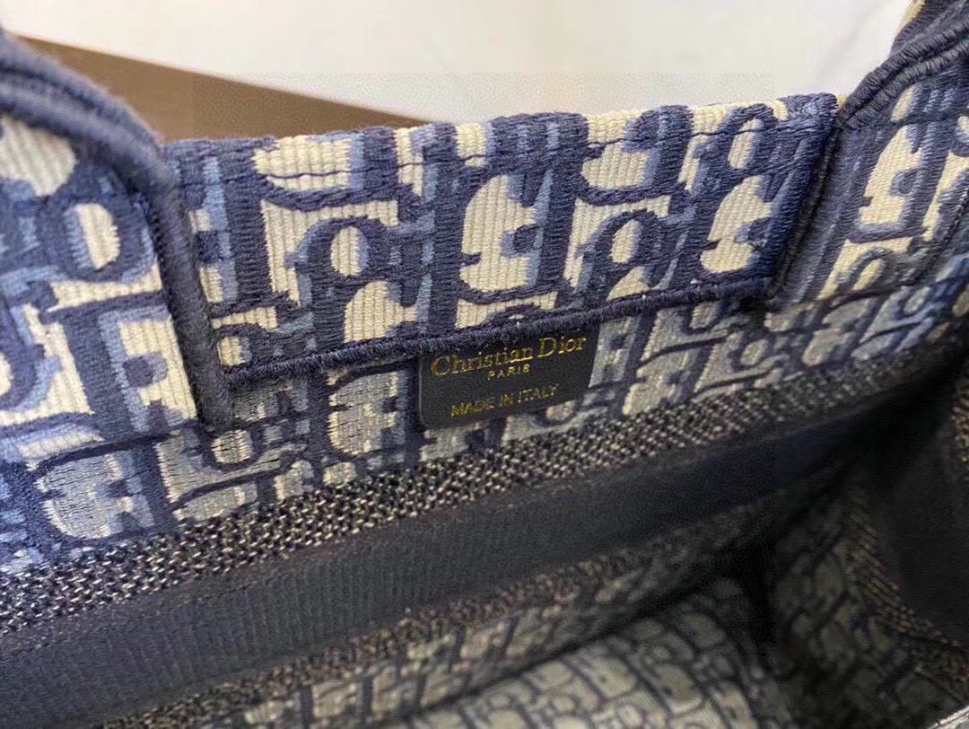 DIOR-619