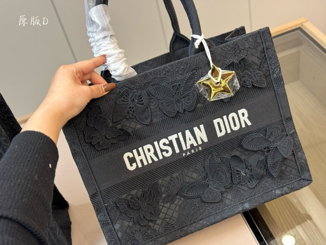 DIOR-669