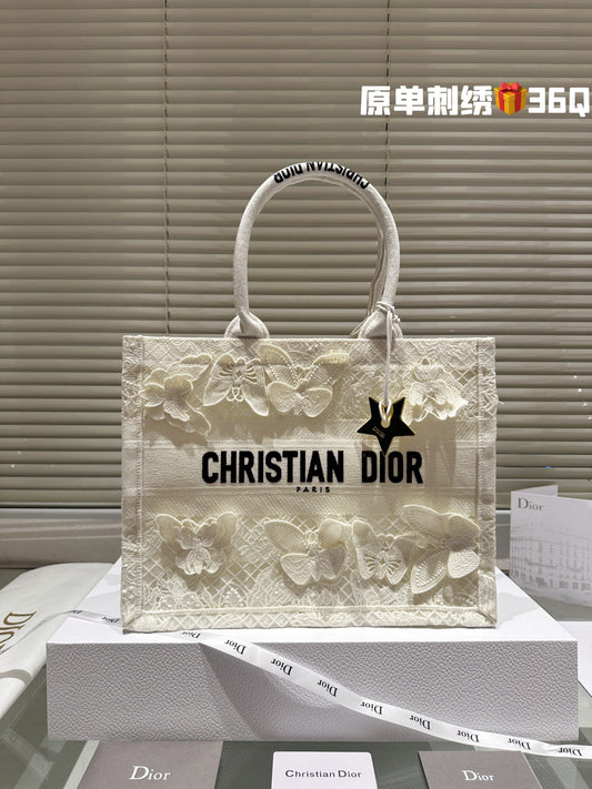 DIOR-678