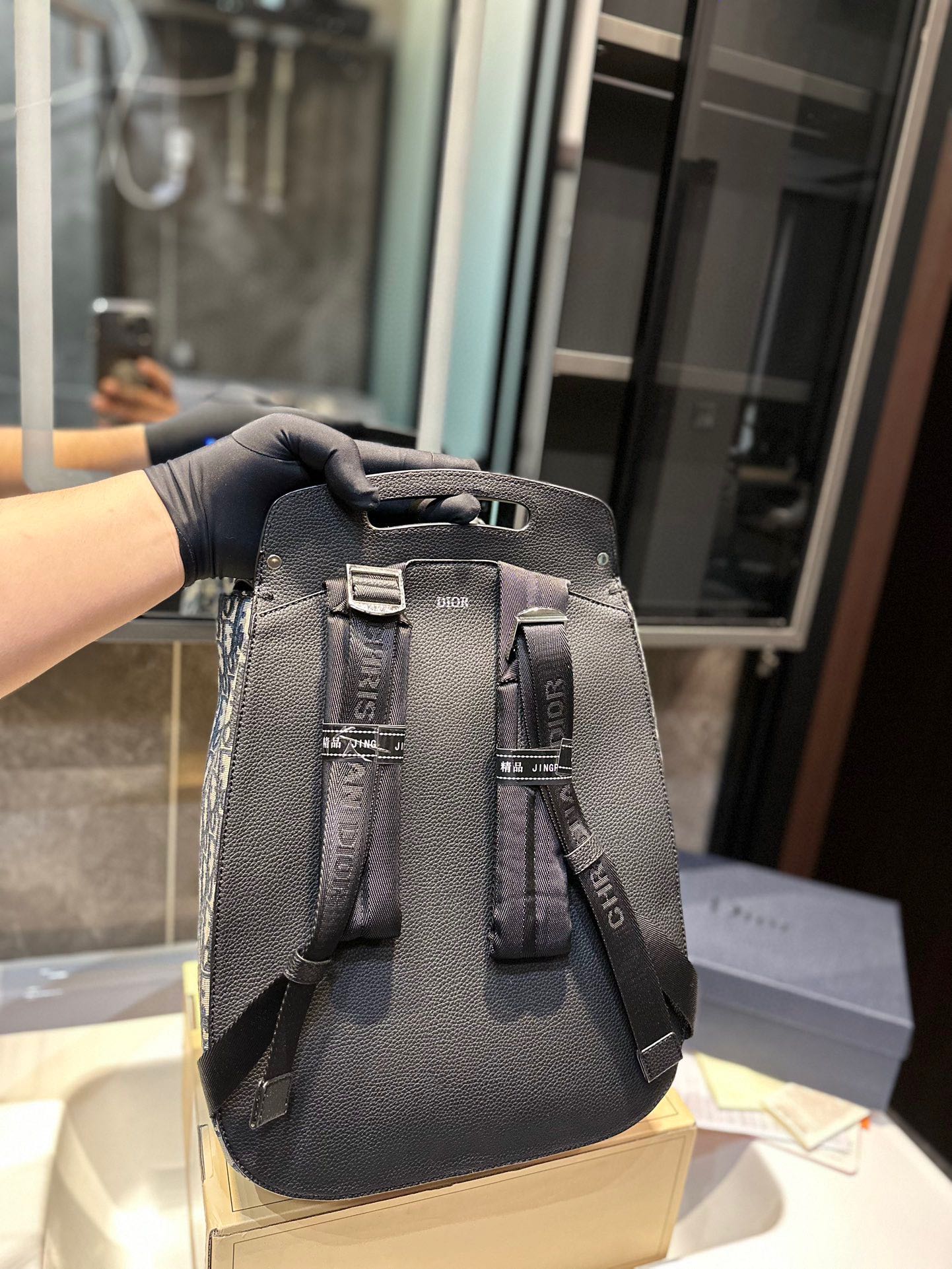 DIOR-632