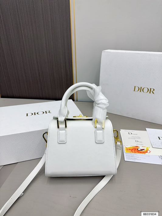DIOR-523