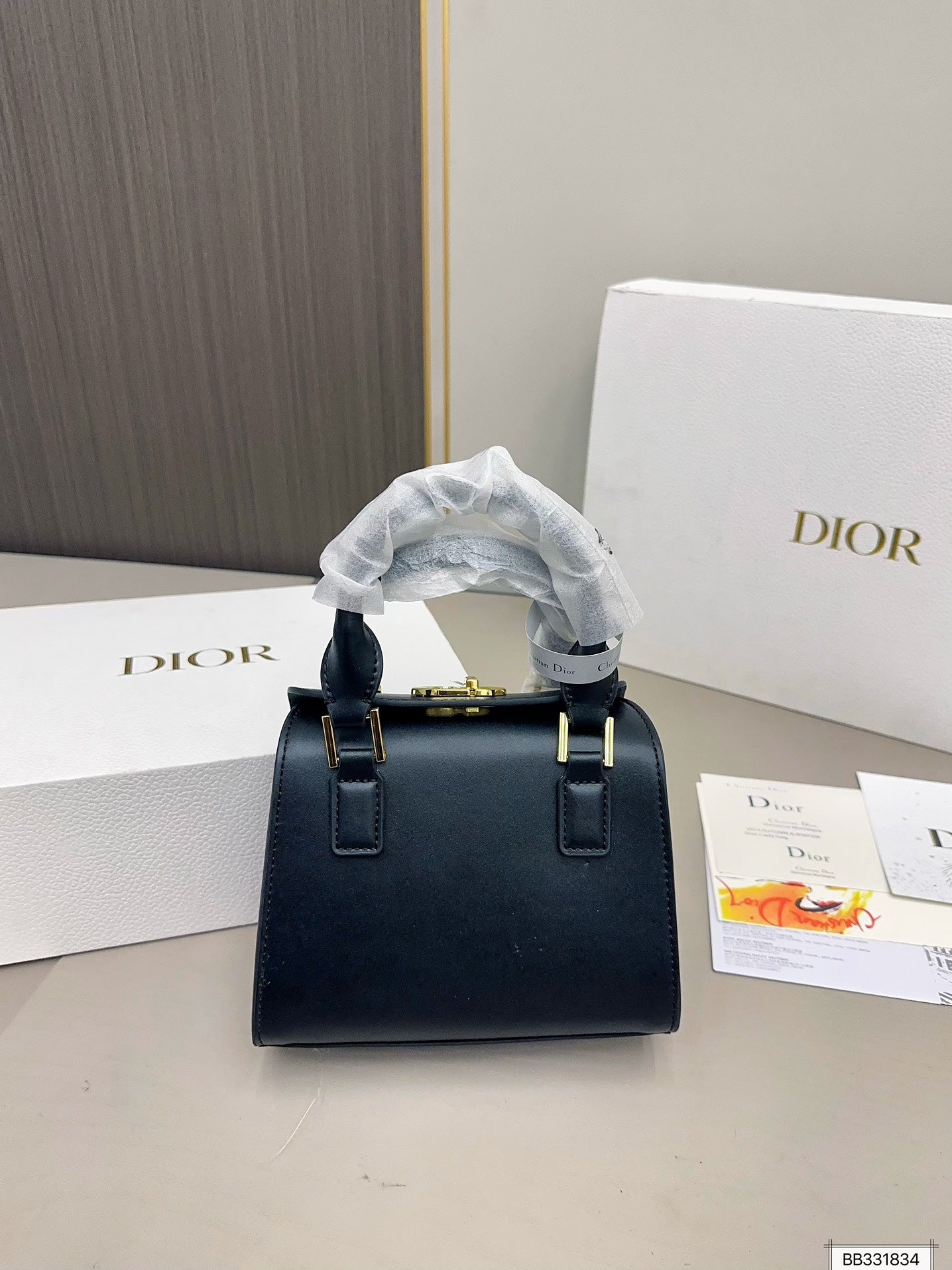 DIOR-523