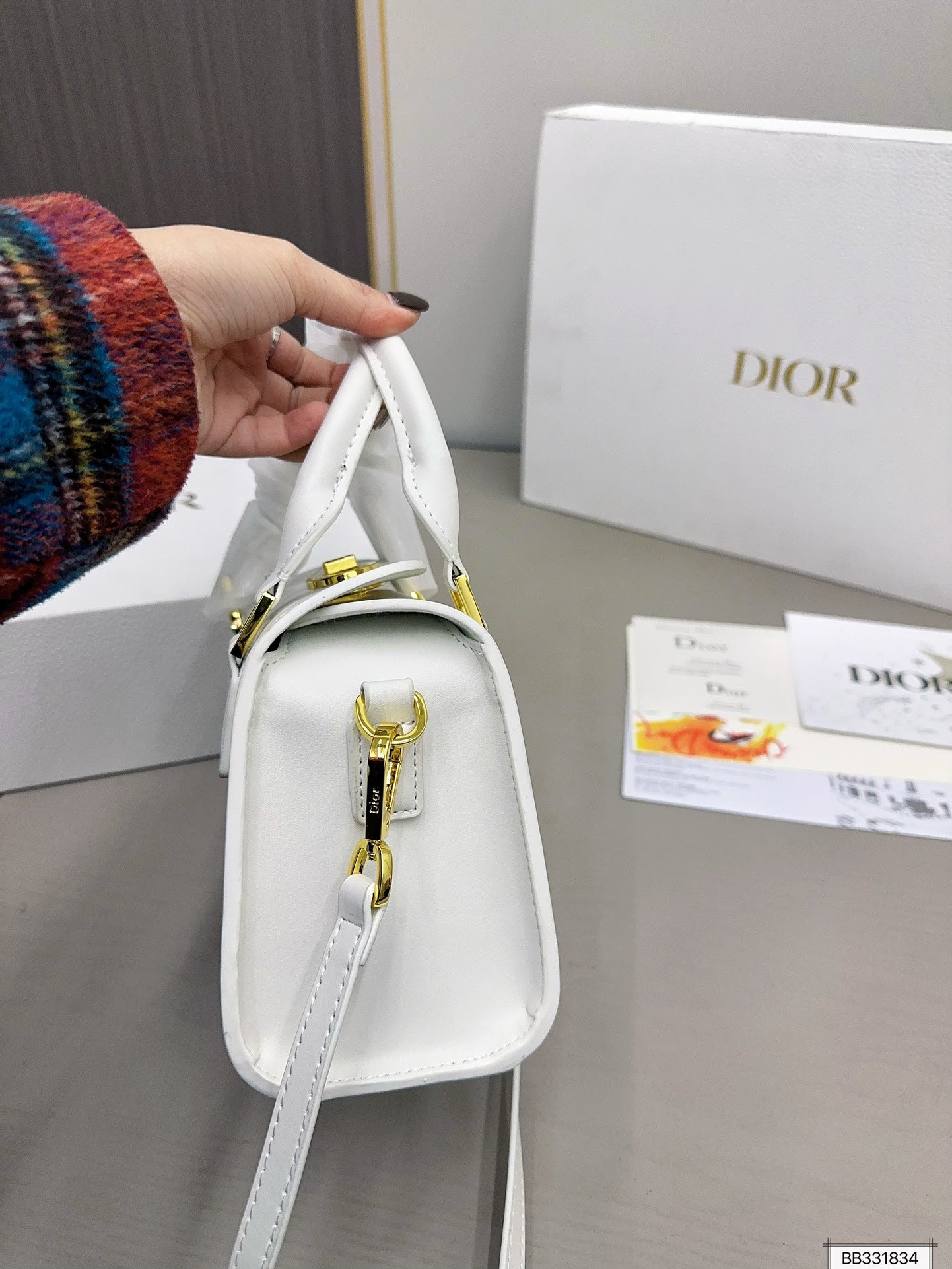 DIOR-523