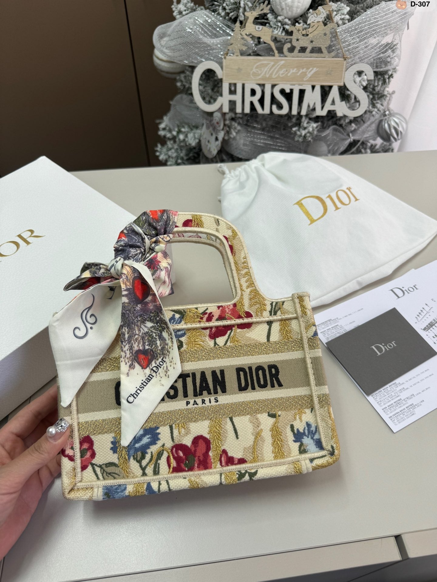 DIOR-464