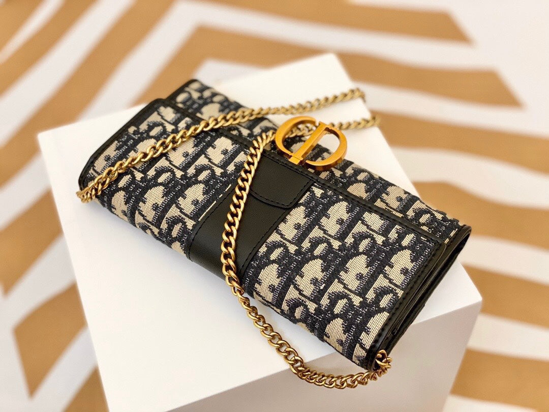 DIOR-453