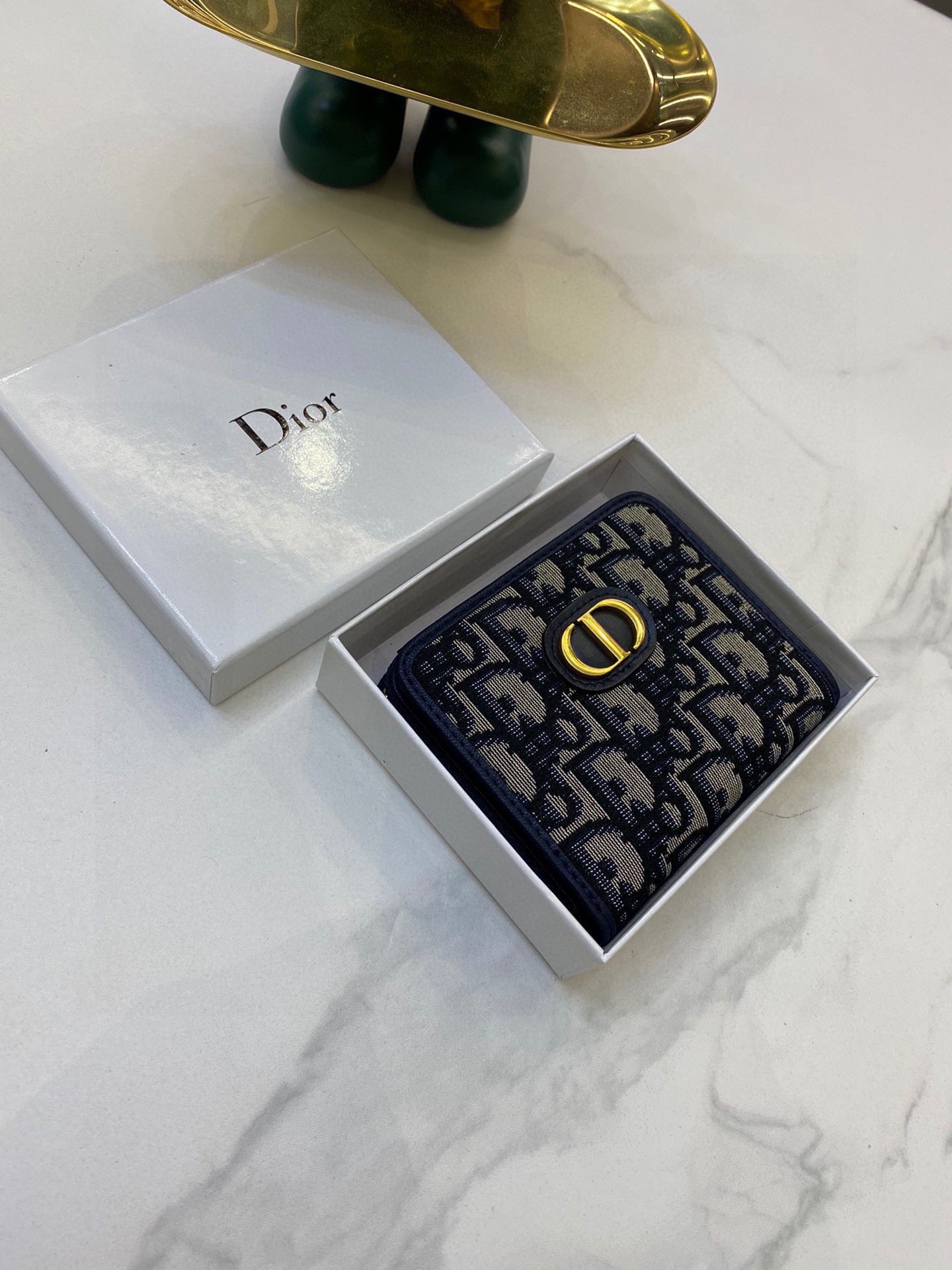 DIOR-442