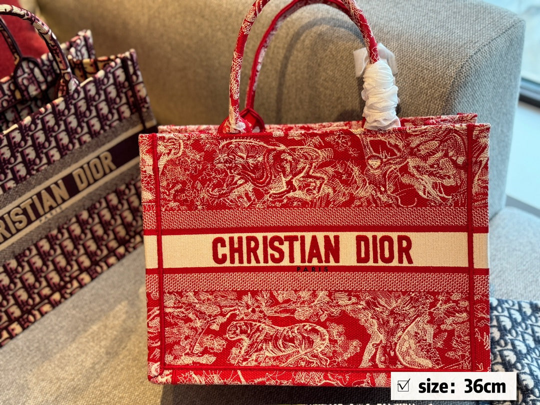 DIOR-652