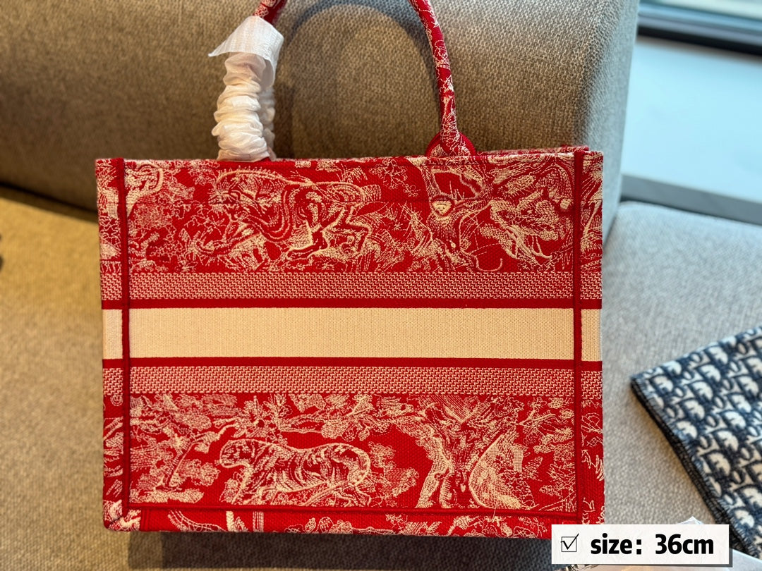 DIOR-652